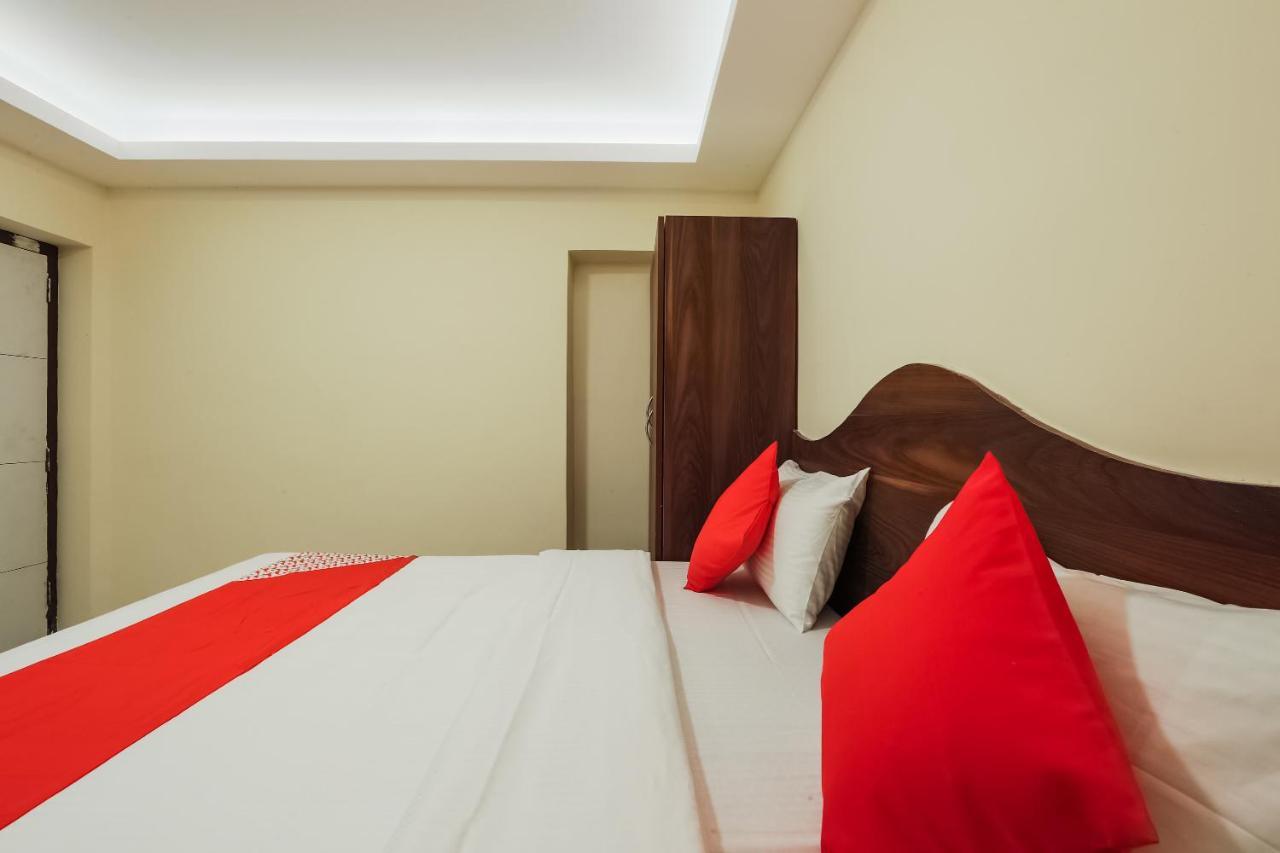 Oyo 36500 Sri Krishna Inn Udagamandalam Exterior photo